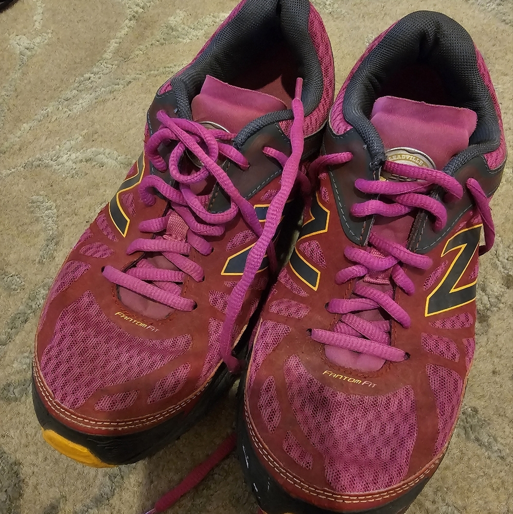 Women's Pink Athletic Shoes